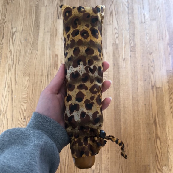 Leopard Print Umbrella - Picture 5 of 5